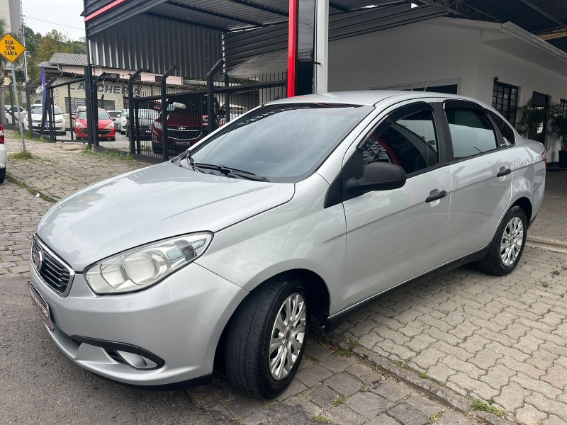 GRAND SIENA 1.0 ATTRACTIVE 8V FLEX 4P MANUAL - 2018 - CAXIAS DO SUL