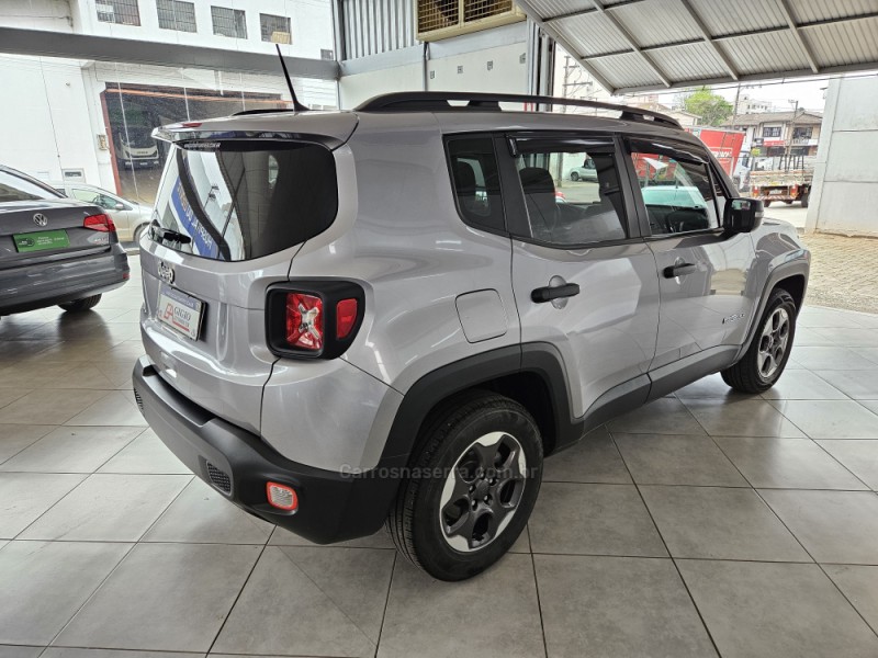 RENEGADE 1.8 16V FLEX 4P AUTOMÁTICO - 2021 - TAPEJARA