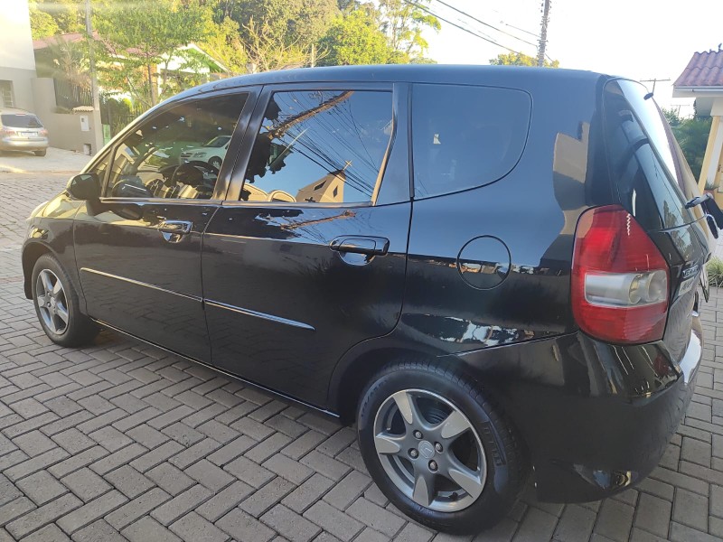 FIT 1.4 LX 8V FLEX 4P MANUAL - 2008 - LAJEADO