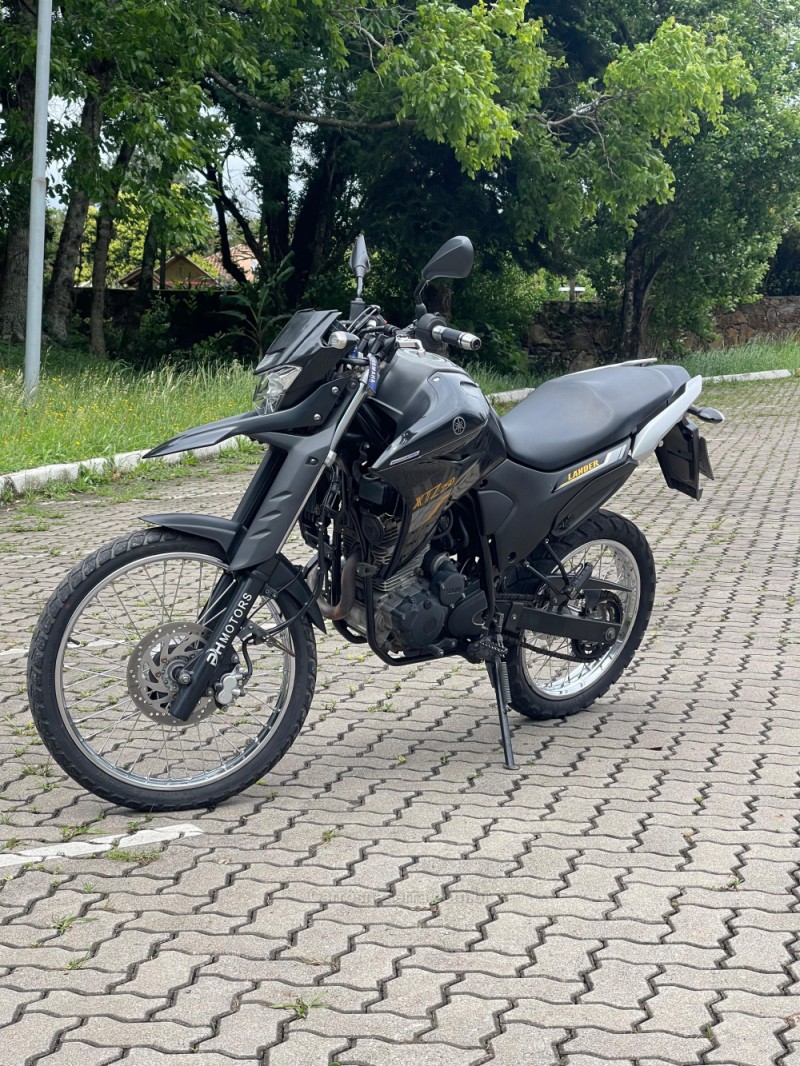 XTZ 250 LANDER - 2020 - NOVA PETRóPOLIS