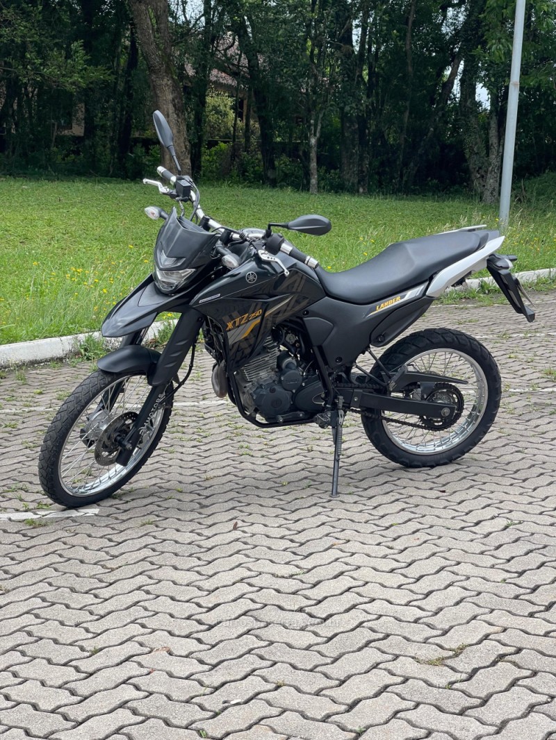 XTZ 250 LANDER - 2020 - NOVA PETRóPOLIS