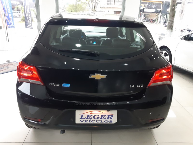 ONIX 1.4 MPFI LTZ 8V FLEX 4P AUTOMÁTICO - 2018 - SãO LEOPOLDO