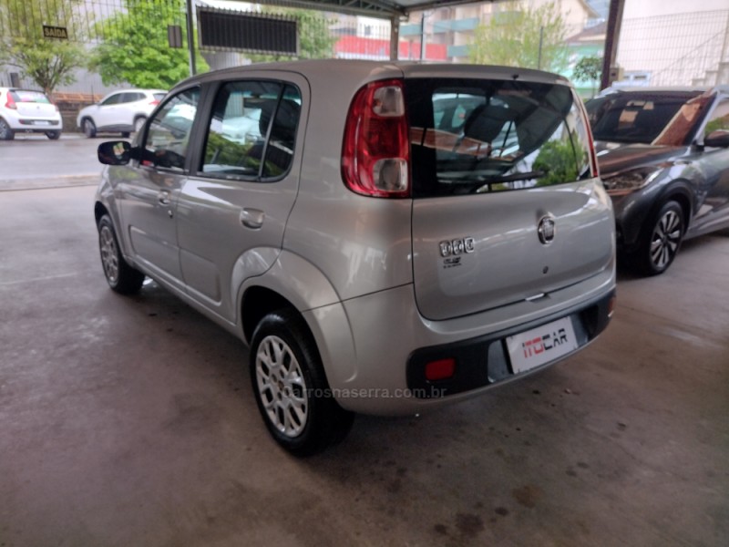 UNO 1.0 EVO VIVACE 8V FLEX 4P MANUAL - 2014 - GARIBALDI