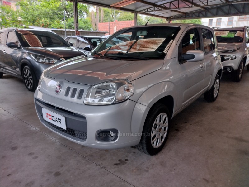 UNO 1.0 EVO VIVACE 8V FLEX 4P MANUAL - 2014 - GARIBALDI