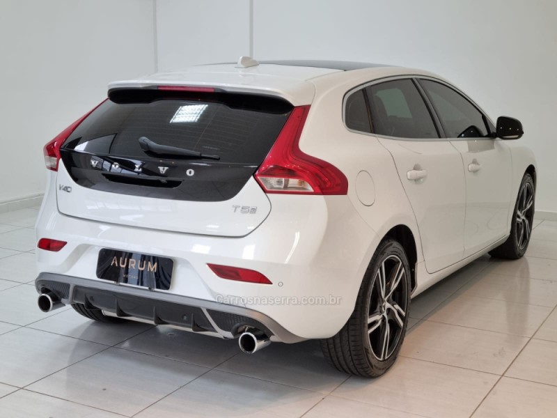 V40 2.0 T5 R DESIGN TURBO GASOLINA 4P AUTOMÁTICO - 2019 - CAXIAS DO SUL