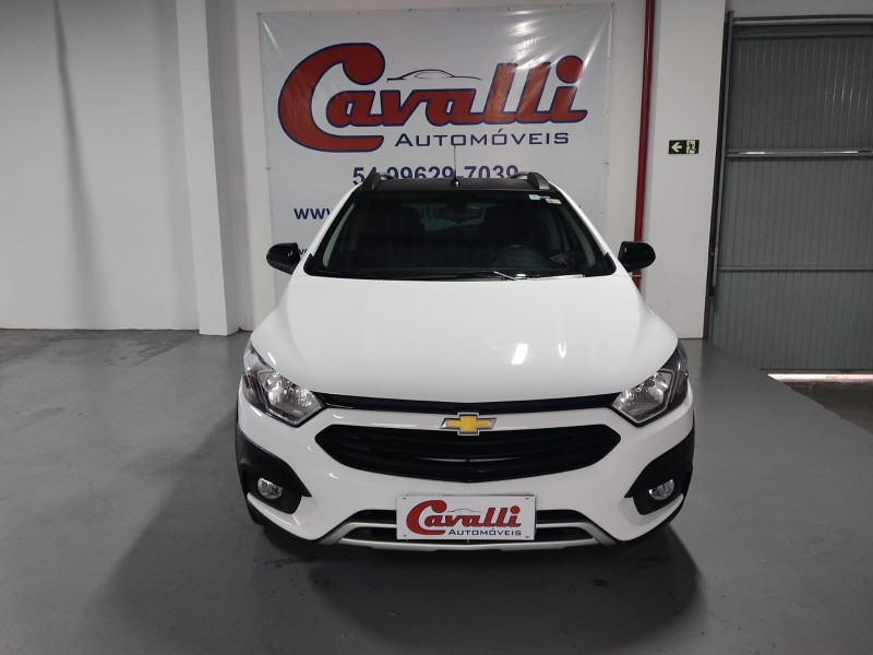 ONIX 1.4 MPFI ACTIV 8V FLEX 4P MANUAL - 2018 - CAXIAS DO SUL