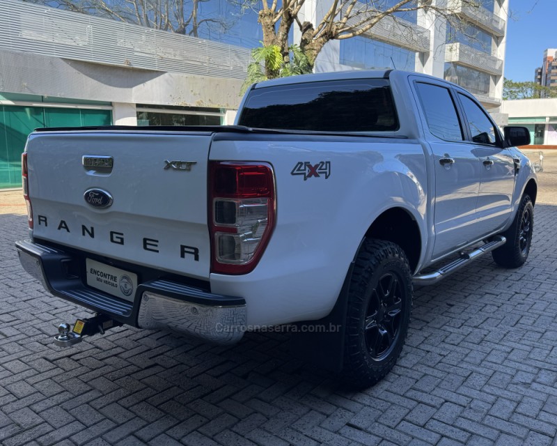 RANGER 3.2 XLT 4X4 CD 20V DIESEL 4P AUTOMÁTICO - 2015 - TAQUARA