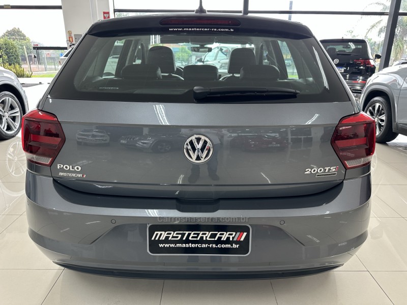 POLO 1.0	200 TSI HIGHLINE AUTOMÁTICO  - 2019 - CHARQUEADAS