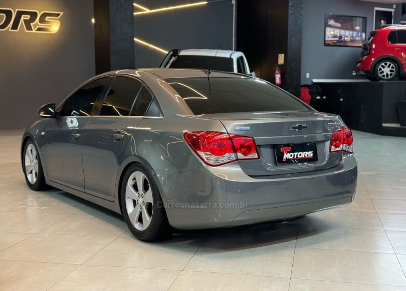 CRUZE 1.8 LT 16V FLEX 4P AUTOMÁTICO - 2013 - NOVO HAMBURGO