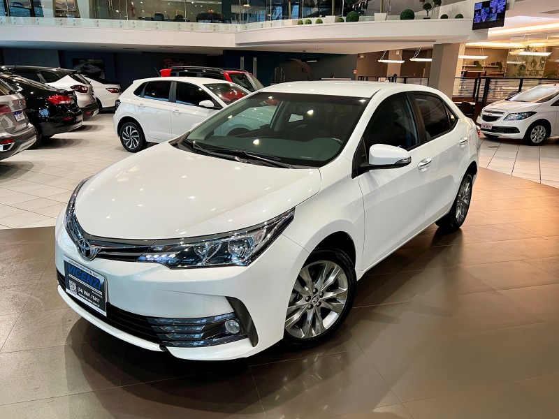 COROLLA 2.0 XEI 16V FLEX 4P AUTOMÁTICO - 2019 - FARROUPILHA