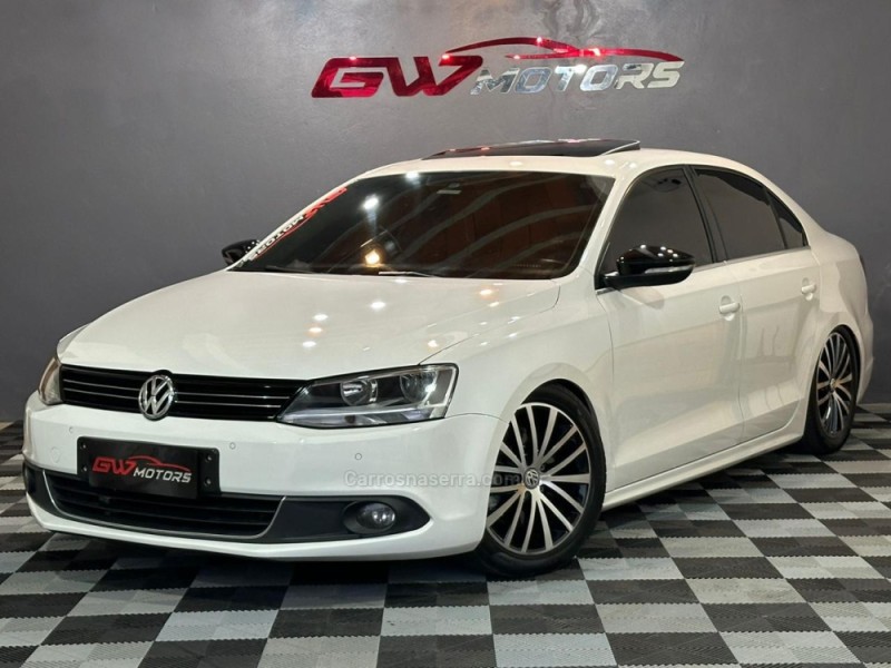 JETTA 2.0 TSI HIGHLINE 200CV GASOLINA 4P TIPTRONIC - 2012 - NOVO HAMBURGO