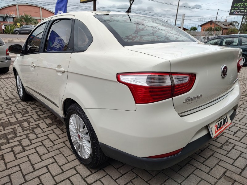 GRAND SIENA 1.6 MPI ESSENCE SUBLIME 16V FLEX 4P AUTOMATIZADO - 2016 - CAXIAS DO SUL