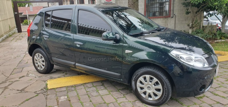 SANDERO 1.0 EXPRESSION 16V FLEX 4P MANUAL - 2011 - CAXIAS DO SUL