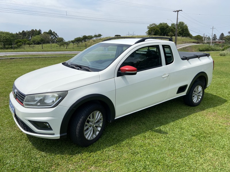 SAVEIRO 1.6 MI TRENDLINE CE 8V FLEX 2P MANUAL - 2017 - FARROUPILHA