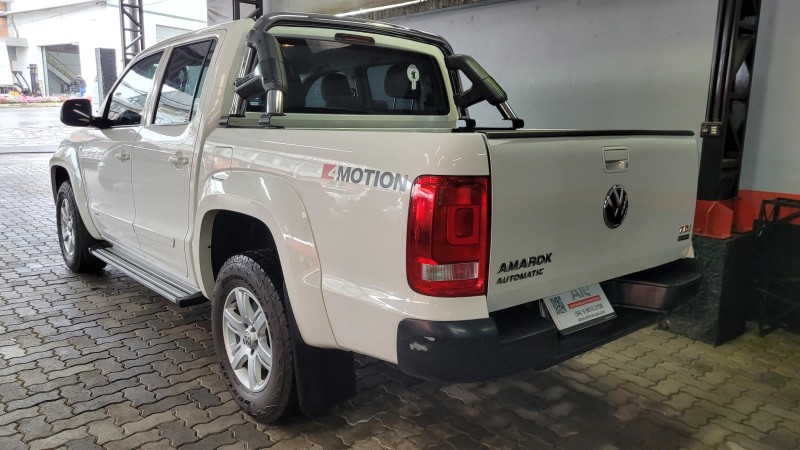 AMAROK 2.0 TRENDLINE 4X4 CD 16V TURBO INTERCOOLER DIESEL 4P AUTOMÁTICO - 2016 - GARIBALDI