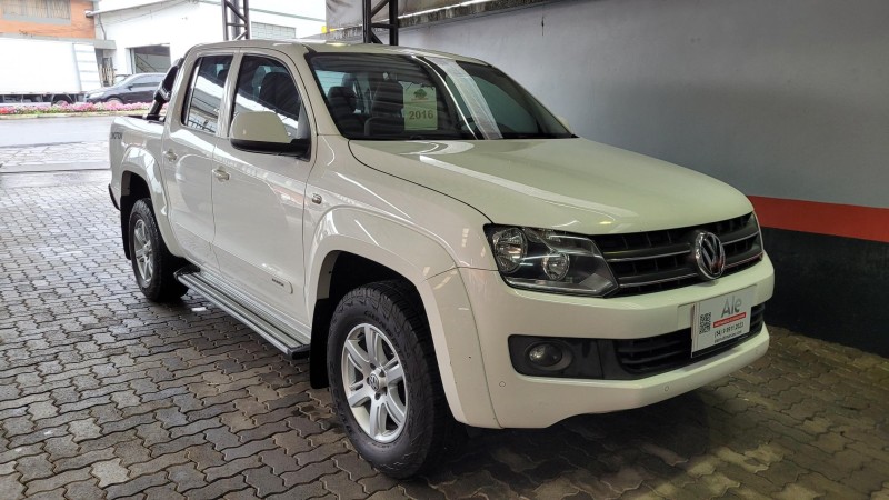 AMAROK 2.0 TRENDLINE 4X4 CD 16V TURBO INTERCOOLER DIESEL 4P AUTOMÁTICO - 2016 - GARIBALDI