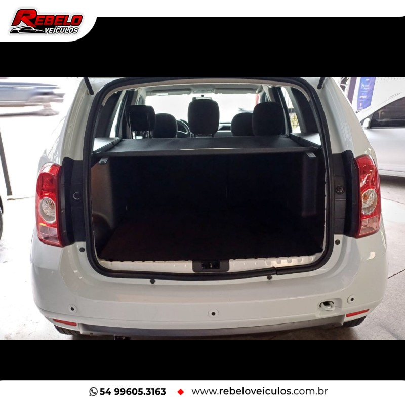 DUSTER 2.0 TECH ROAD II 4X4 16V FLEX 4P MANUAL - 2015 - CAXIAS DO SUL