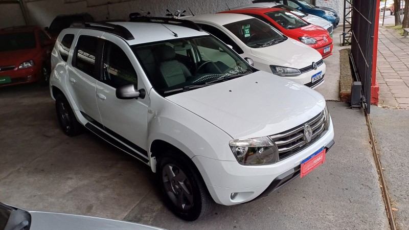 DUSTER 2.0 TECH ROAD II 4X4 16V FLEX 4P MANUAL - 2015 - CAXIAS DO SUL