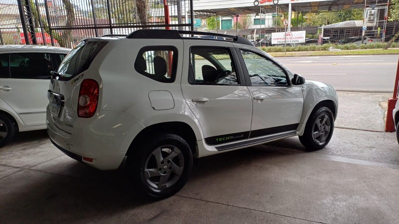 DUSTER 2.0 TECH ROAD II 4X4 16V FLEX 4P MANUAL - 2015 - CAXIAS DO SUL