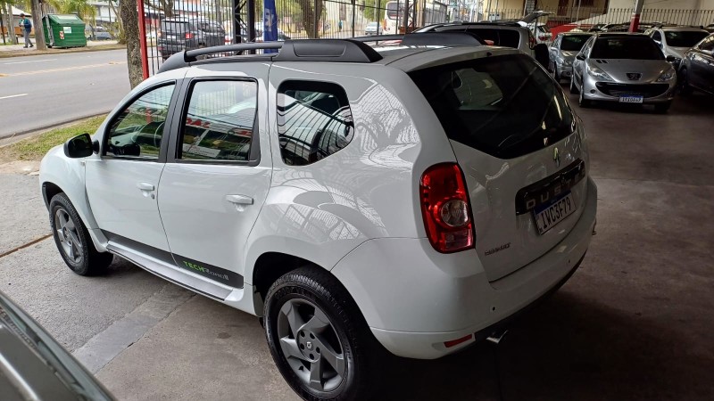 DUSTER 2.0 TECH ROAD II 4X4 16V FLEX 4P MANUAL - 2015 - CAXIAS DO SUL