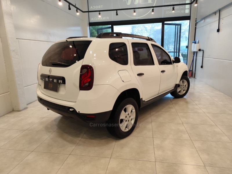 DUSTER 1.6 EXPRESSION 4X2 16V FLEX 4P MANUAL - 2017 - BENTO GONçALVES