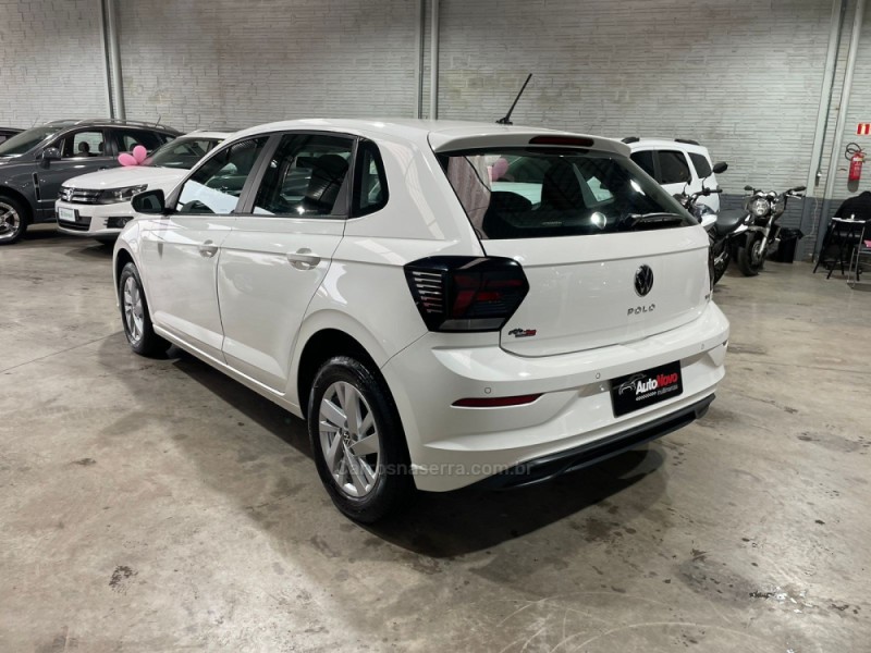 POLO 1.0 TSI FLEX 4P MANUAL - 2023 - VACARIA