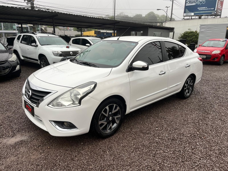 versa 1.6 16v flex unique 4p xtronic 2017 caxias do sul