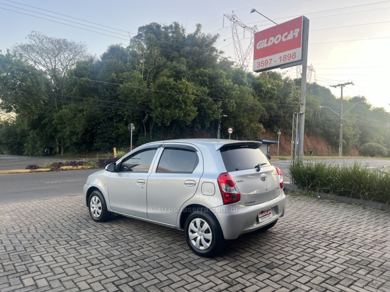 ETIOS 1.3 X 16V FLEX 4P MANUAL - 2013 - CAMPO BOM