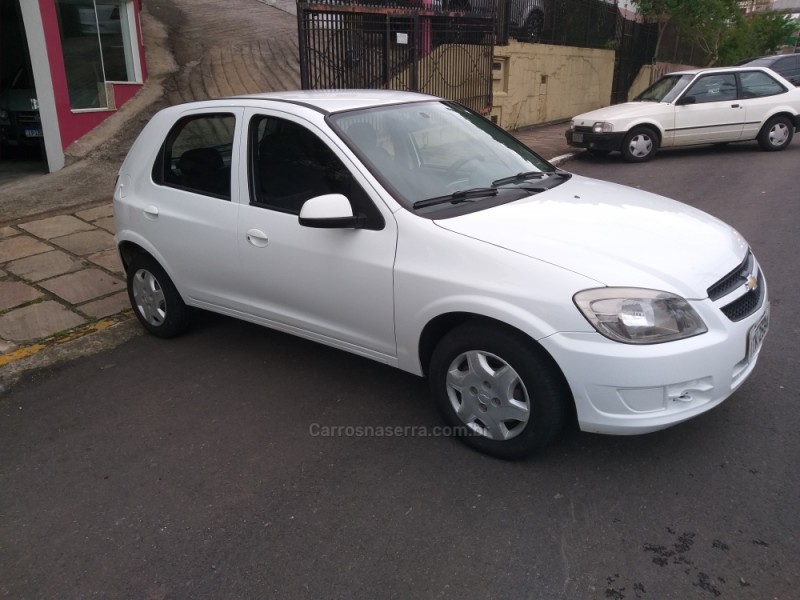 CELTA 1.0 VHCE LT 8V FLEX 4P MANUAL - 2013 - VERANóPOLIS