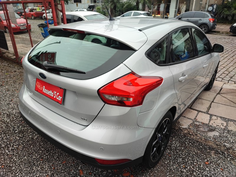 FOCUS 2.0 SE 16V FLEX 4P AUTOMÁTICO - 2017 - FARROUPILHA