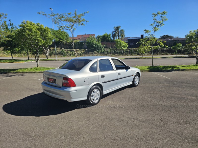 VECTRA 2.2 MPFI GLS 8V GASOLINA 4P MANUAL - 2000 - BENTO GONçALVES