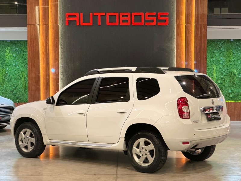 DUSTER 1.6 DYNAMIQUE 4X2 16V FLEX 4P MANUAL - 2015 - NOVO HAMBURGO