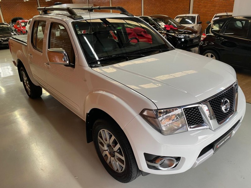 FRONTIER 2.5 SL 4X4 CD TURBO ELETRONIC DIESEL 4P AUTOMÁTICO - 2014 - BENTO GONçALVES