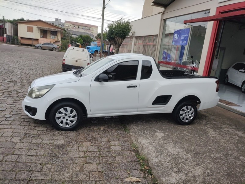 montana 1.4 mpfi ls cs 8v flex 2p manual 2014 guapore