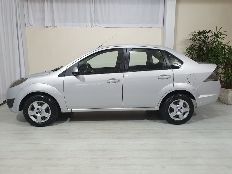 FIESTA 1.6 MPI SEDAN 8V FLEX 4P MANUAL - 2011 - BENTO GONçALVES