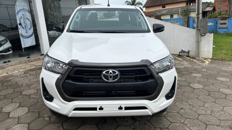 HILUX 2.8 SR 4X4 CD 16V DIESEL 4P AUTOMÁTICO - 2025 - GRAVATAí