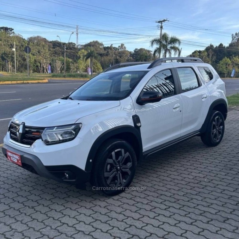 DUSTER 1.3 TCE ICONIC PLUS FLEX 4P AUTOMÁTICA - 2025 - CAXIAS DO SUL