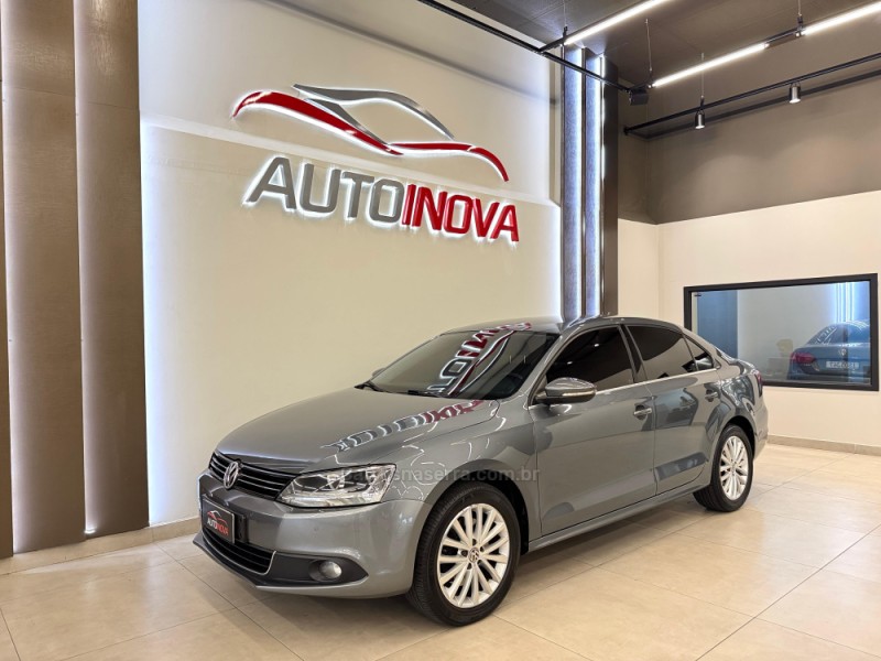 JETTA 2.0 COMFORTLINE FLEX 4P TIPTRONIC - 2012 - IVOTI