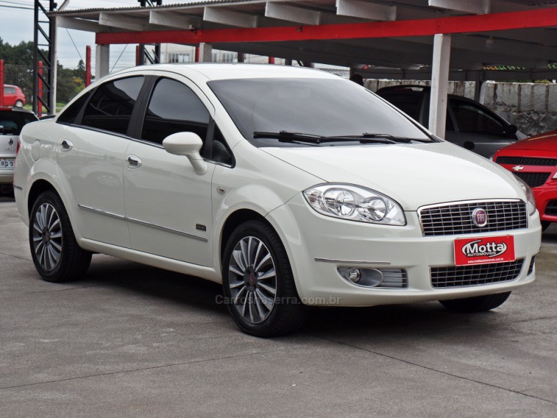 LINEA 1.8 ESSENCE 16V FLEX 4P MANUAL - 2014 - CAXIAS DO SUL