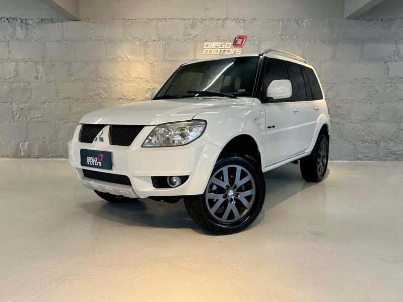 PAJERO TR4 2.0 4X4 16V 140CV FLEX 4P AUTOMÁTICO