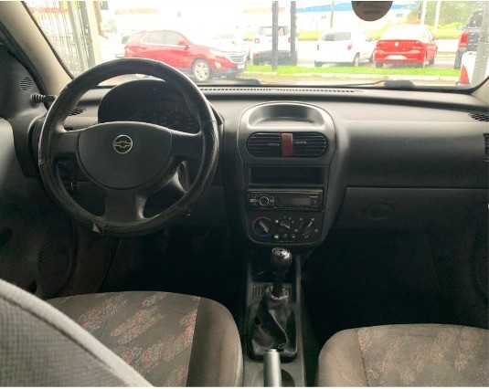 CORSA 1.0 MPFI MAXX 8V GASOLINA 4P MANUAL - 2005 - PORTãO