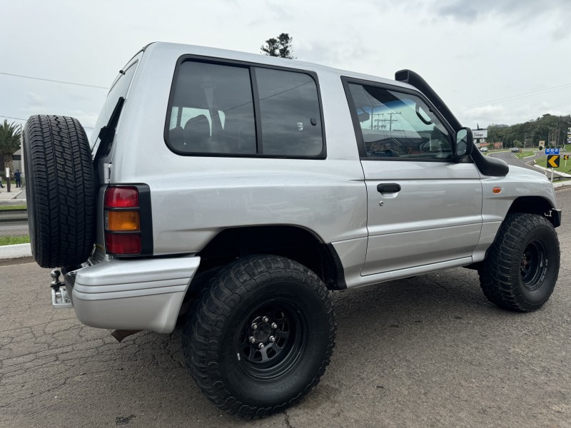 PAJERO 3.5 GLS 4X4 V6 24V GASOLINA 2P MANUAL - 1999 - DOIS IRMãOS