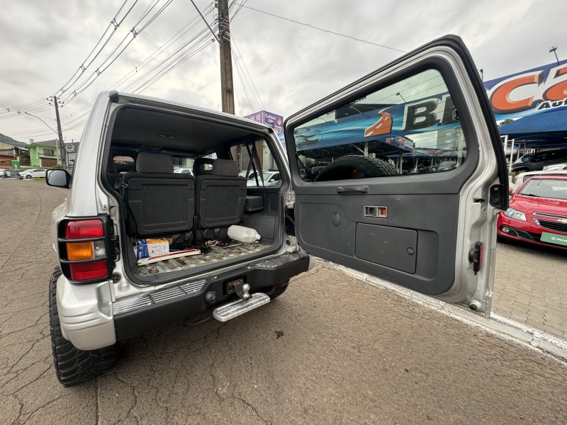 PAJERO 3.5 GLS 4X4 V6 24V GASOLINA 2P MANUAL - 1999 - DOIS IRMãOS