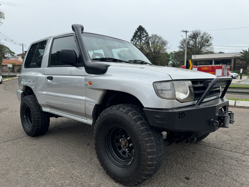 pajero 3.5 gls 4x4 v6 24v gasolina 2p manual 1999 dois irmaos