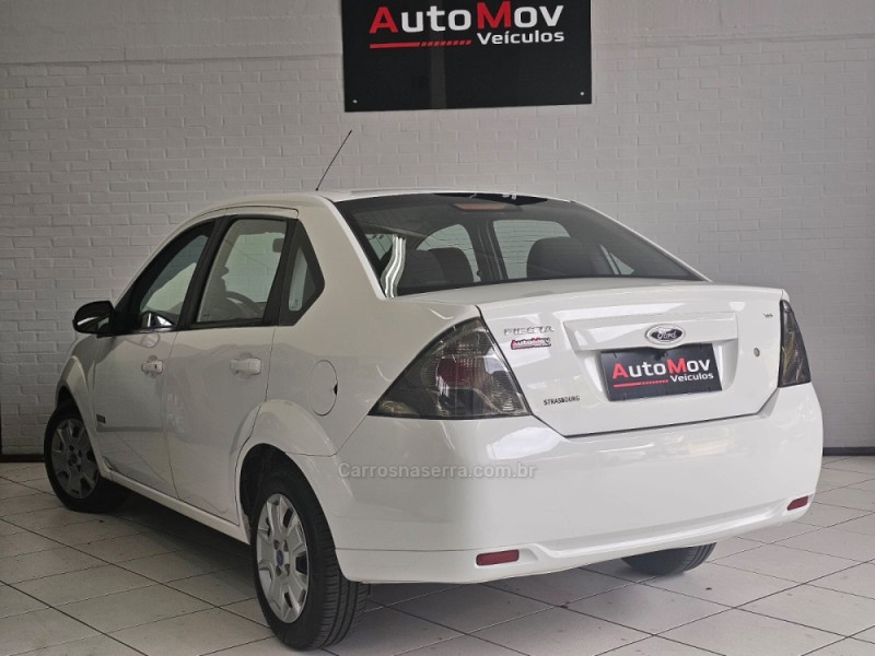 FIESTA 1.6 MPI CLASS SEDAN 8V FLEX 4P MANUAL - 2012 - CAXIAS DO SUL