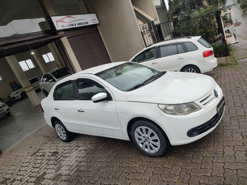 VOYAGE 1.6 MI TREND 8V FLEX 4P MANUAL - 2013 - CAXIAS DO SUL