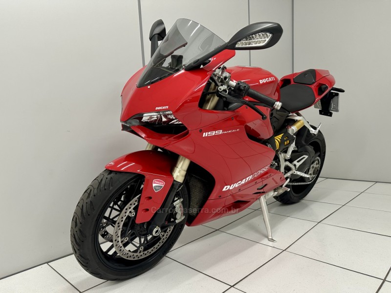 SUPERBIKE 1199 PANIGALE - 2014 - ESTâNCIA VELHA