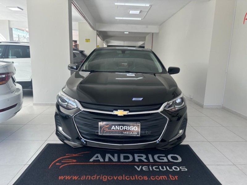 ONIX 1.0	PREMIER PLUS 12V TURBO FLEX 4P AUTOMÁTICO - 2021 - CAXIAS DO SUL