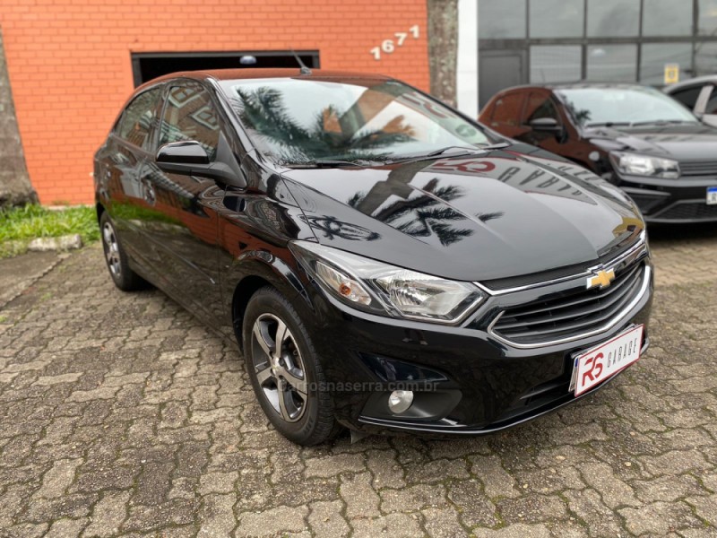 ONIX 1.4 MPFI LTZ 8V FLEX 4P MANUAL - 2018 - NOVO HAMBURGO