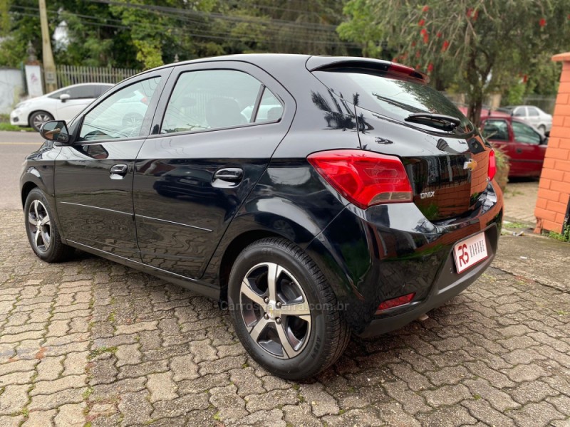 ONIX 1.4 MPFI LTZ 8V FLEX 4P MANUAL - 2018 - NOVO HAMBURGO